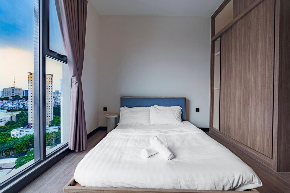 View 2 Bedroom District 4 *